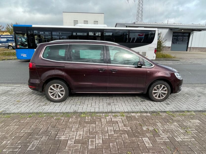 VW Sharan 285.000 km 11.800 € Oldenburg 26122