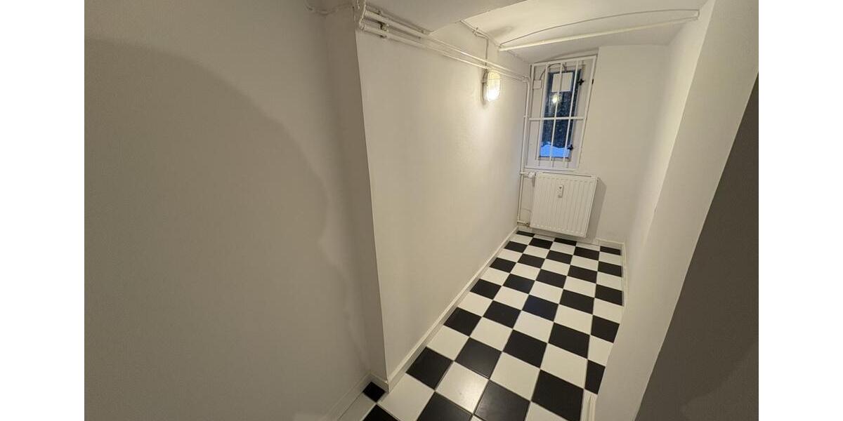 Charmante Souterrain Wohnung in zentraler Lage in Oldenburg 2 zimmer