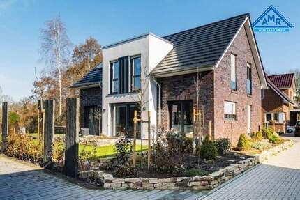 Tradition trifft Moderne - Neubau mit Friesengiebel in idyllischem Schweiburg 5 zimmer