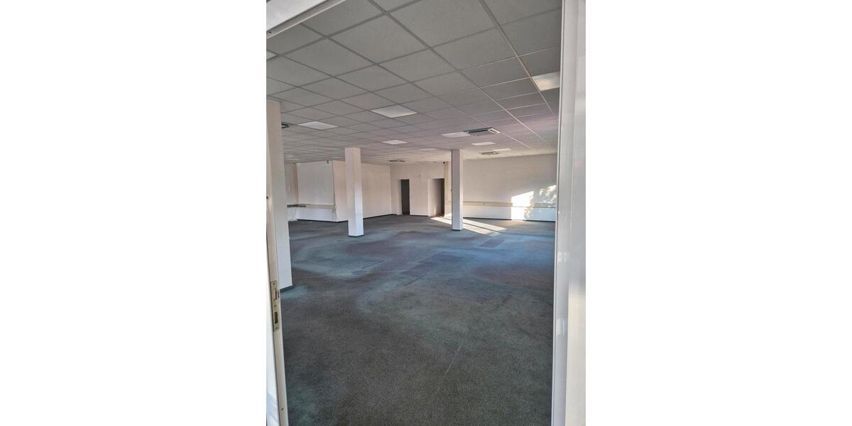 Gewerbeobjekt Oldenburg Alexandersfeld - 2.950&euro; | Angebot:25421381