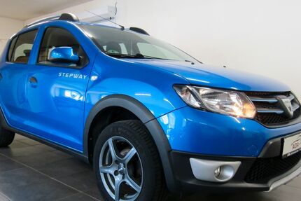 Dacia Sandero 63.000 km 8.499 &euro; Oldenburg 26125