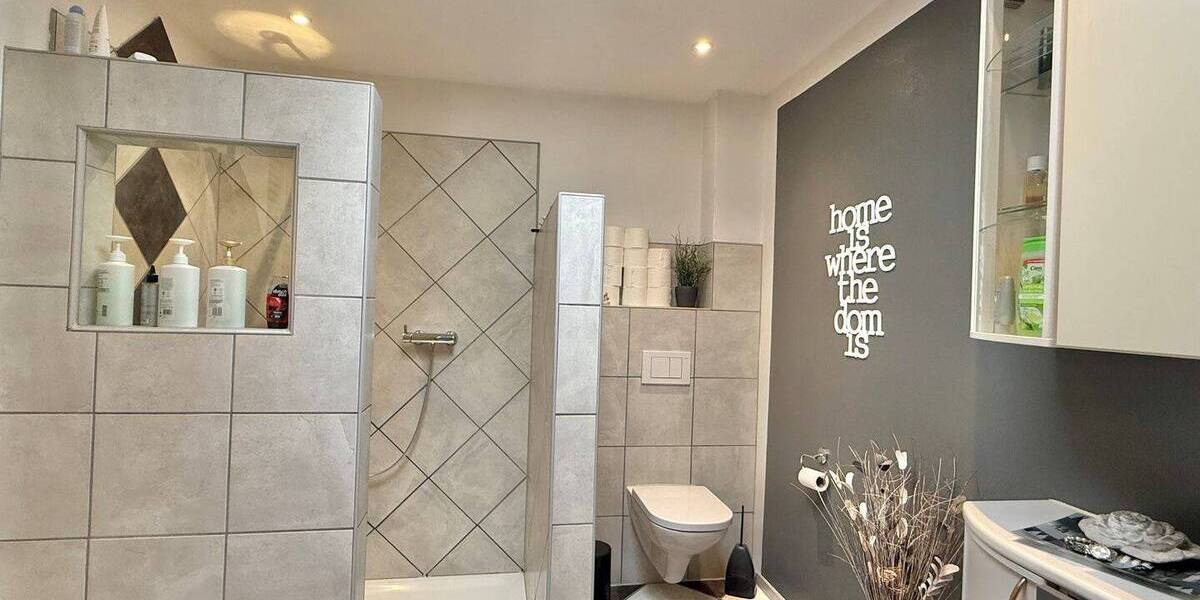 Mehrfamilienhaus, Wohnhaus Brake Kirchhammelwarden - 6 Zimmer, 237 m&sup2;, 385.000&euro; | Angebot:26055368