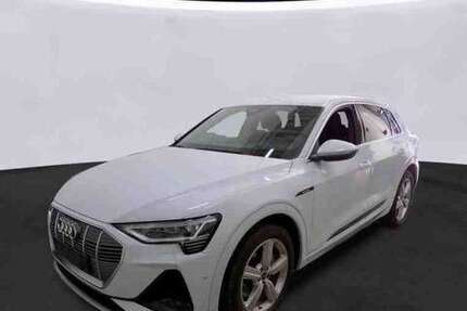 Audi e-tron 21.463 km 28.990 &euro; Rastede/ Wahnbek 26180