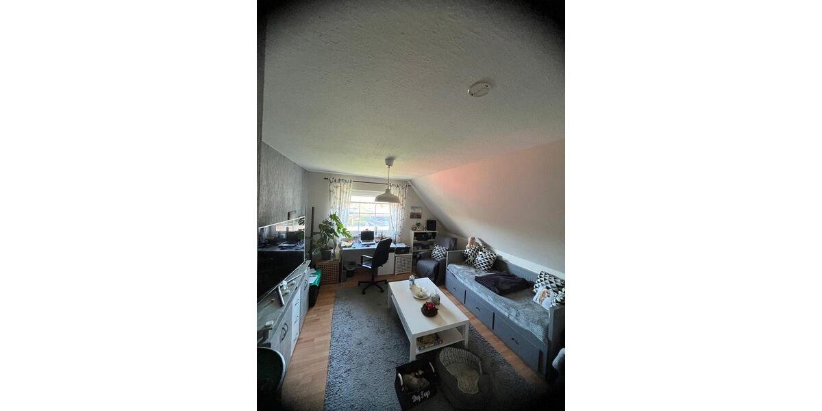 Dachgeschoßwohnung Westerstede - 3 Zimmer, 108 m&sup2;, 750&euro; | Angebot:24710773