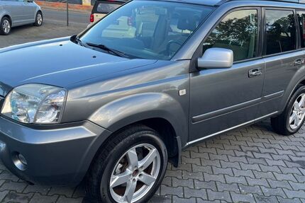 Nissan X-Trail 216.000 km 2.200 &euro; Jaderberg 26349