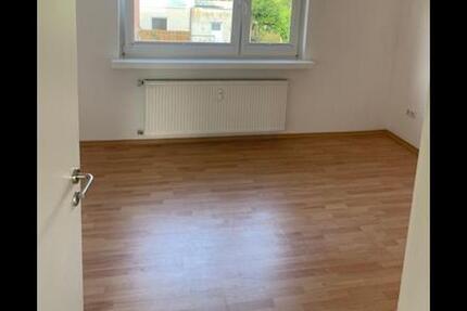 Wohnung Oldenburg Bloherfelde - 3 Zimmer, 77 m&sup2;, 475&euro; | Angebot:25982852