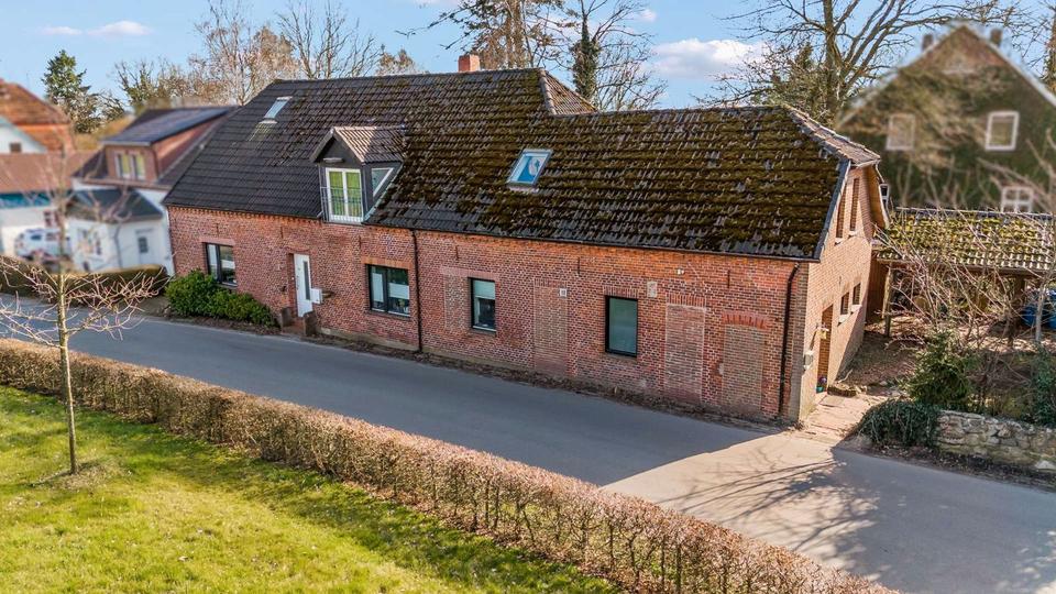 Erdgeschoßwohnung Berne - 3 Zimmer, 128 m&sup2;, 1.248&euro; | Angebot:26024701