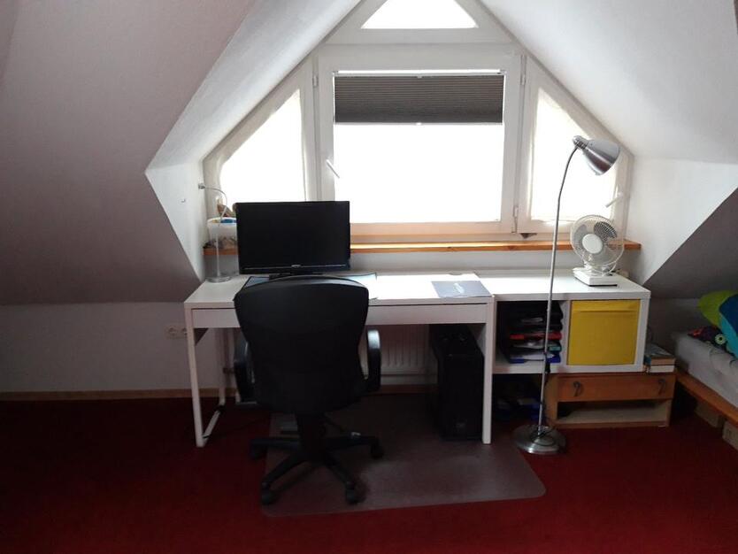 Schöne Single-Wohnung zimmer