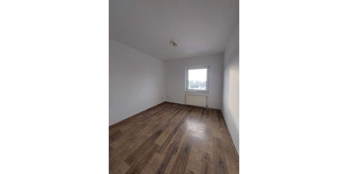 Etagenwohnung Brake - 3 Zimmer, 68 m&sup2;, 490&euro; | Angebot:26797077