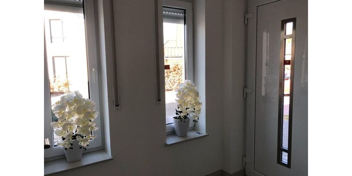 Provisionsfrei* Moderne Doppelhaushälfte in Oldenburg-Bürgerfelde - PV, Wallbox, Wintergarten & Einzugsbereit - Doppelhaushälfte Oldenburg Alexandersfeld | Angebot:26116136