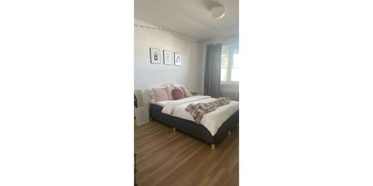 WOHNUNG IN OLDENBURG ZU VERKAUFEN; 3 ZKB BalkonLoggia + Keller 3 zimmer