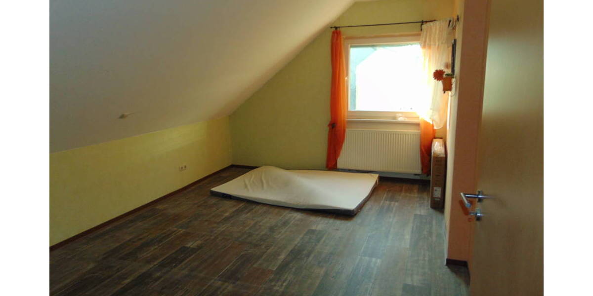 Mehrfamilienhaus, Wohnhaus Rastede Südende I - 7 Zimmer, 178 m&sup2;, 298.000&euro; | Angebot:26657103