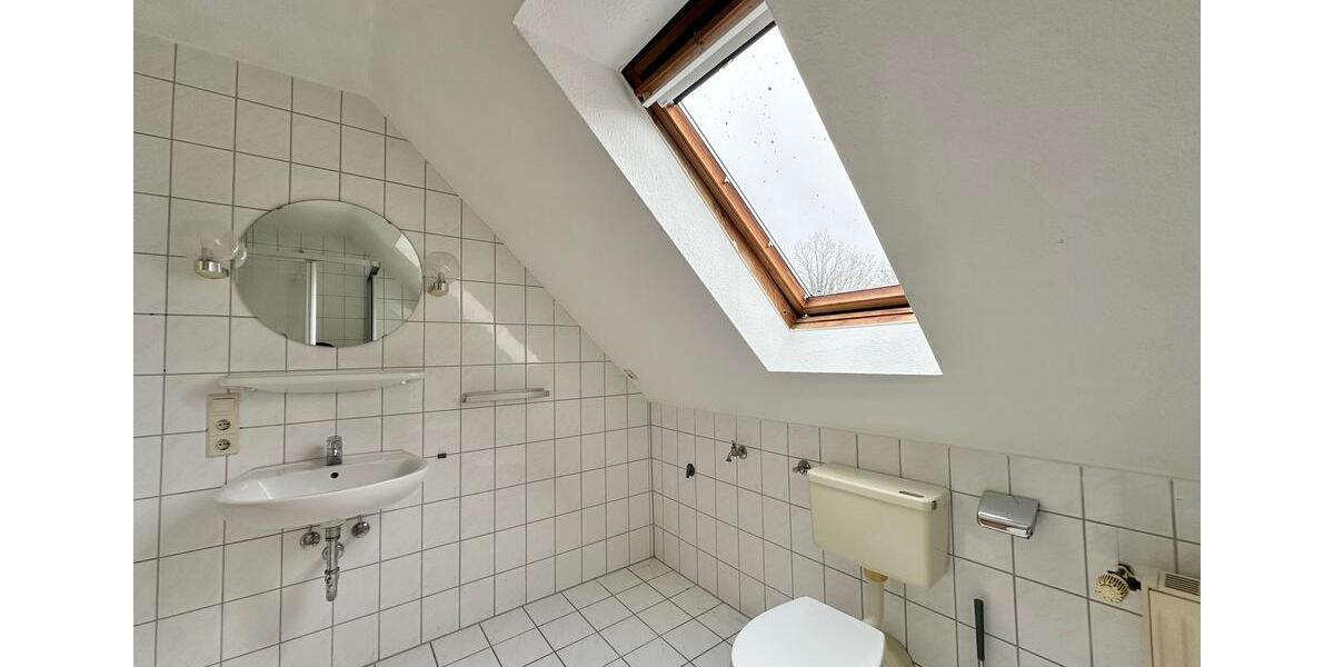 Dachgeschoßwohnung Edewecht - 2 Zimmer, 57 m&sup2;, 590&euro; | Angebot:26444280