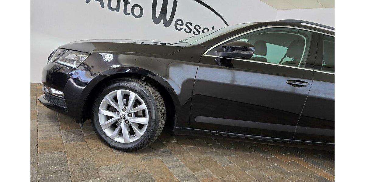 Skoda Octavia Amb. DSG LED ACC AHK Navi Klima Kamera 94.800 km 18.450 € Garrel 49681