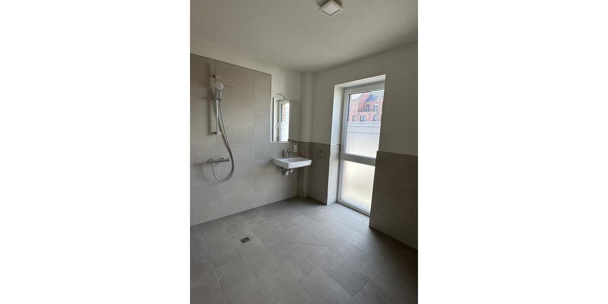 Erdgeschoßwohnung Oldenburg Alexandersfeld - 3 Zimmer, 96 m&sup2;, 1.435&euro; | Angebot:22402210