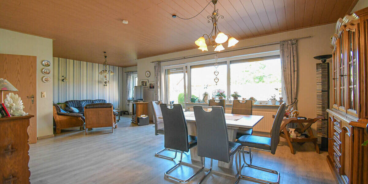 Bungalow Edewecht - 4 Zimmer, 112 m&sup2;, 339.000&euro; | Angebot:22721360