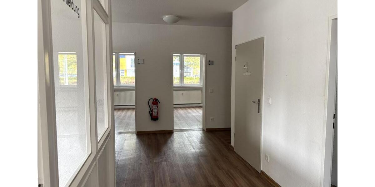 Bürofläche im Gewerbepark Oldenburg zu vermieten zimmer