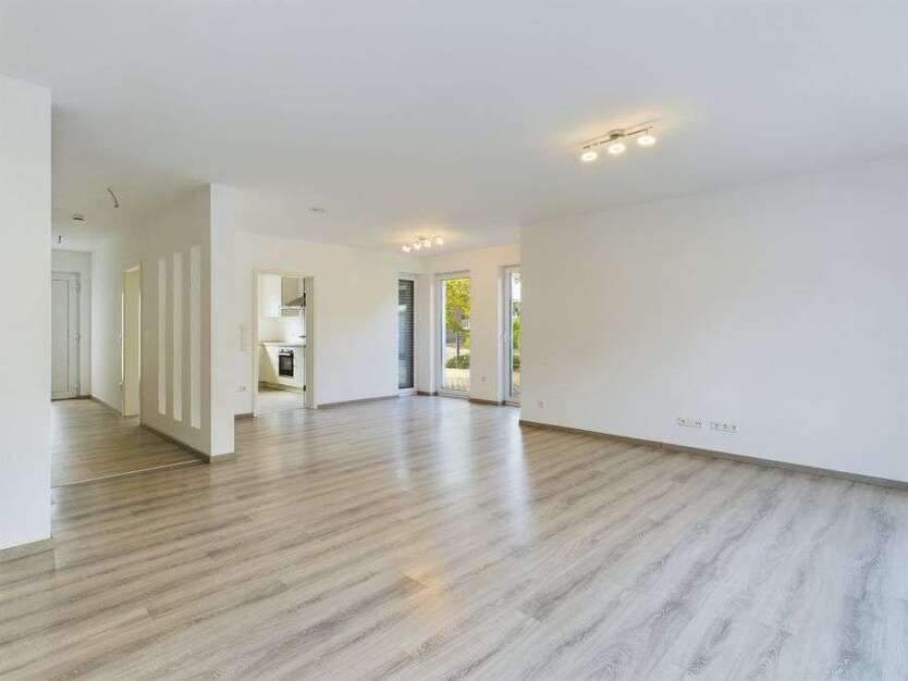 Haus zum Kaufen in Wiefelstede Metjendorf 549.500 € 122.5 m²