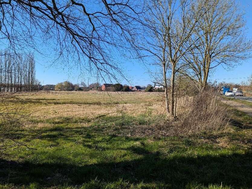 Grundstück in Bad Zwischenahn 69.000 € 2999 m²