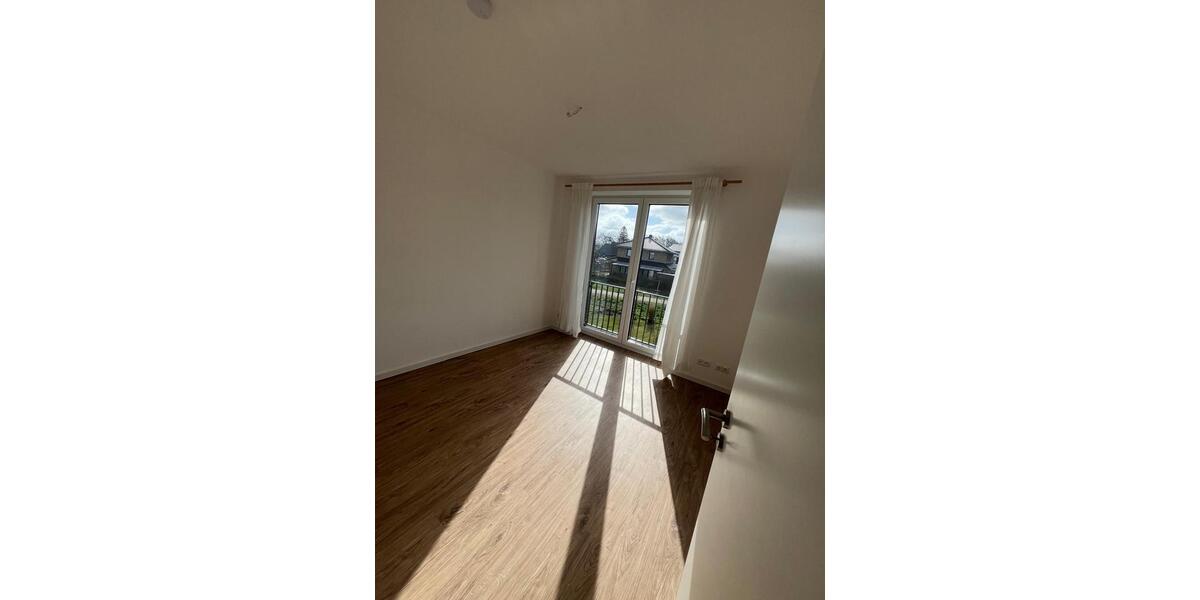 Modernes, gemütliches Reihenmittelhaus vor Oldenburg - KfW 40 Standard, Garten, 6 Zimmer, 01.01.26 6 zimmer