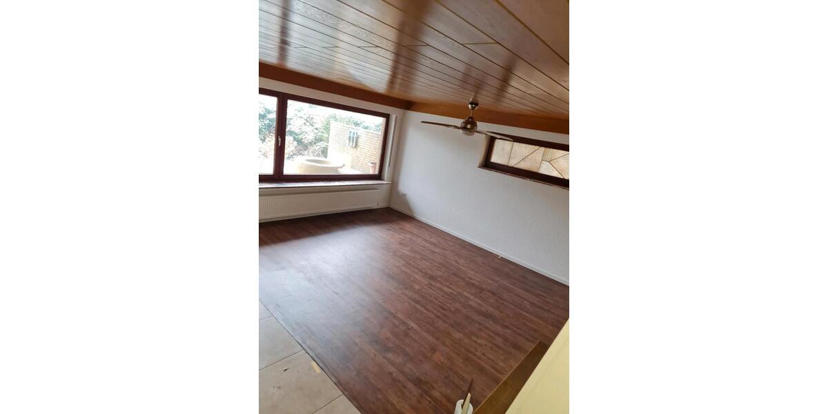 Erdgeschoßwohnung Oldenburg Bloherfelde - 3 Zimmer, 16 m&sup2;, 550&euro; | Angebot:26558070