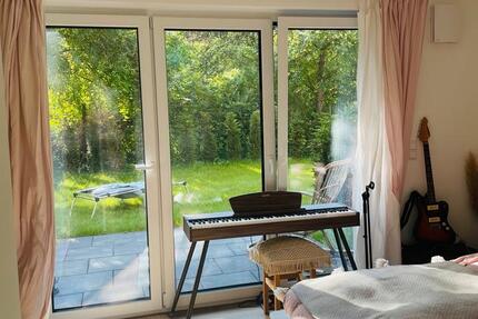 WG-Zimmer direkt an Uni mit eigener Terrasse und Garten 1 zimmer