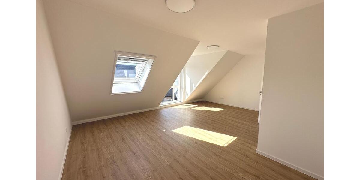 Reihenhaus Oldenburg Eversten - 5 Zimmer, 144 m&sup2;, 1.800&euro; | Angebot:24816573