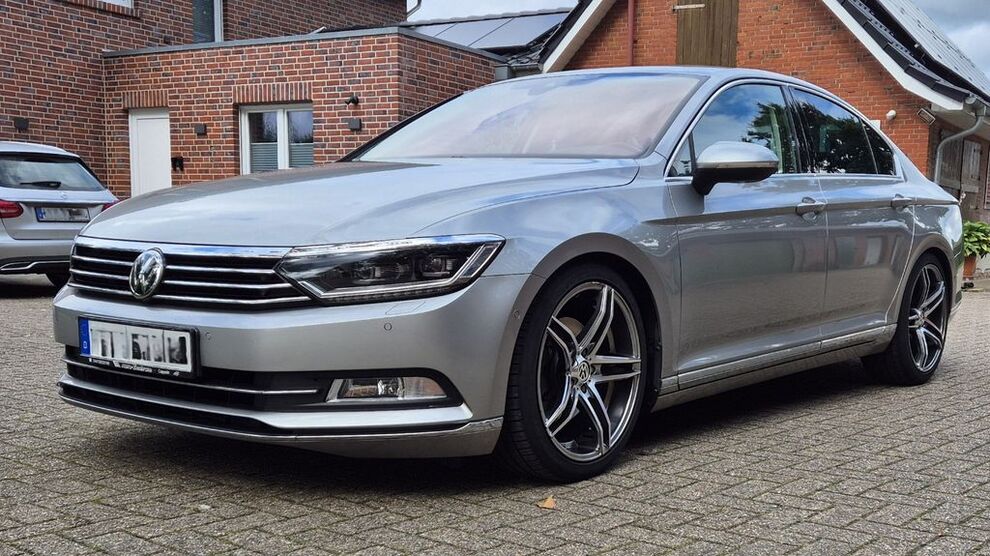 VW Passat 110.600 km 16.440 € Emstek 49685