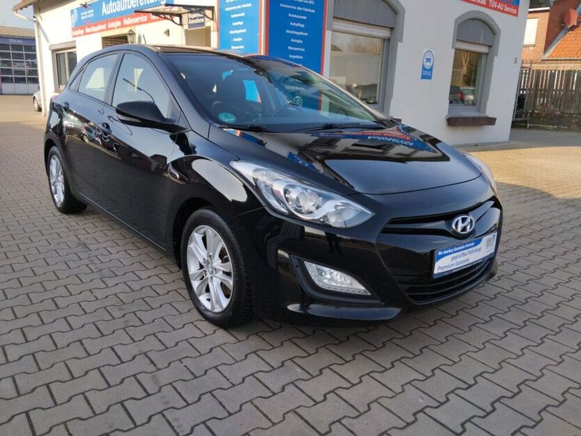 i30
