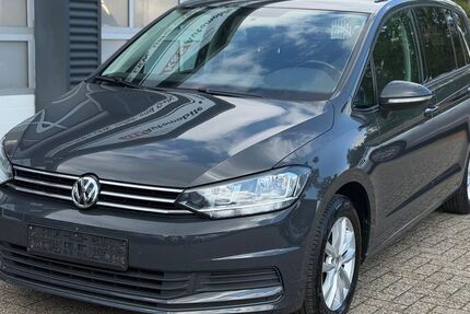 VW Touran 201.000 km 10.990 &euro; Bösel 26219