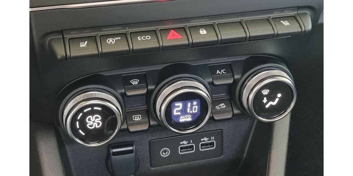 Renault Clio Evolution LED APP SHZ Keyless Tempomat 12.800 km 15.940 &euro; Garrel 49681