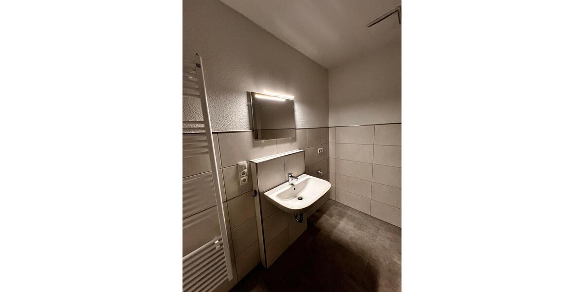 Dachgeschoßwohnung Oldenburg Eversten - 3 Zimmer, 74 m&sup2;, 1.000&euro; | Angebot:26447585