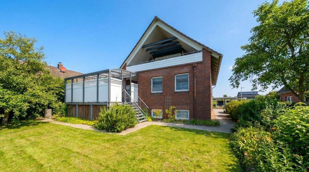 Mehrfamilienhaus, Wohnhaus Varel - 7 Zimmer, 212 m&sup2;, 339.000&euro; | Angebot:26070425