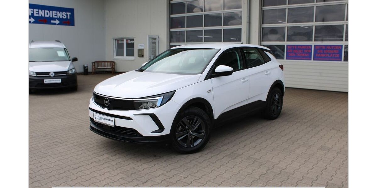 Opel Grandland (X) 99.985 km 17.490 &euro; Sandkrug 26209