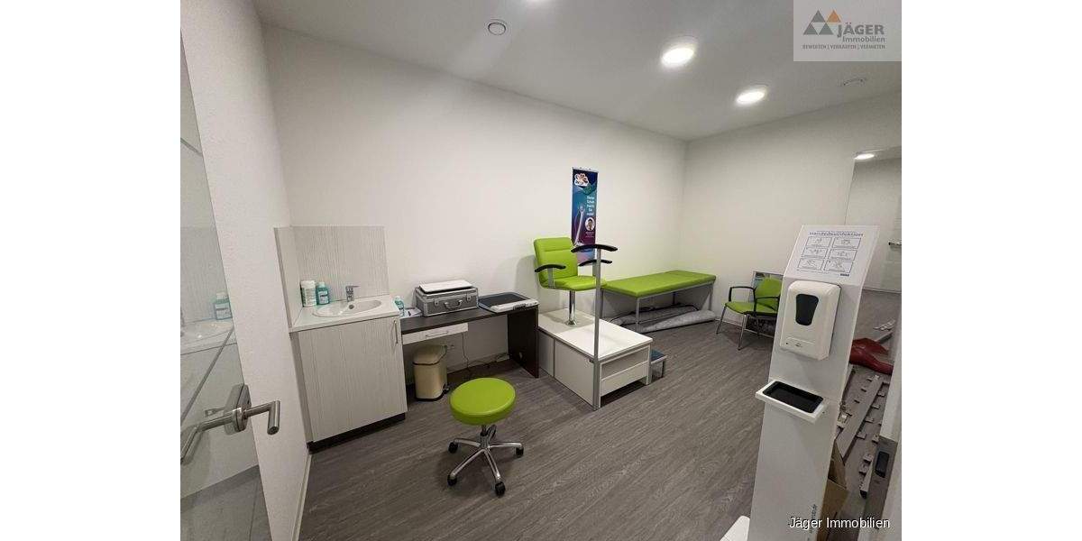 Attraktive Praxisfläche (teilbar) im Gesundheitszentrum Bergedorfer Str. zimmer