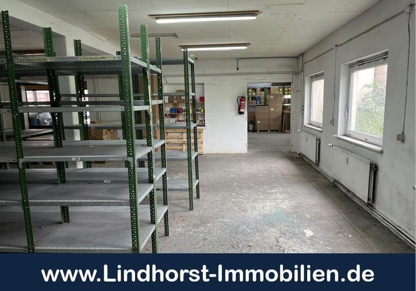 Zentral gelegene Halle zimmer