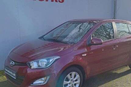 Hyundai i20 102.000 km 5.990 &euro; Oldenburg 26125