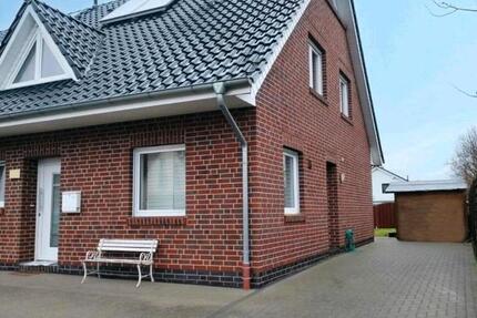 Haus Wiefelstede - 4 Zimmer, 110 m&sup2;, 1.450&euro; | Angebot:25018143