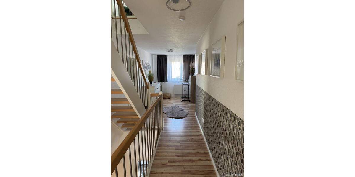 Einfamilienhaus Wiefelstede / Ofenerfeld Ofenerfeld - 8 Zimmer, 217 m&sup2;, 549.000&euro; | Angebot:25729364