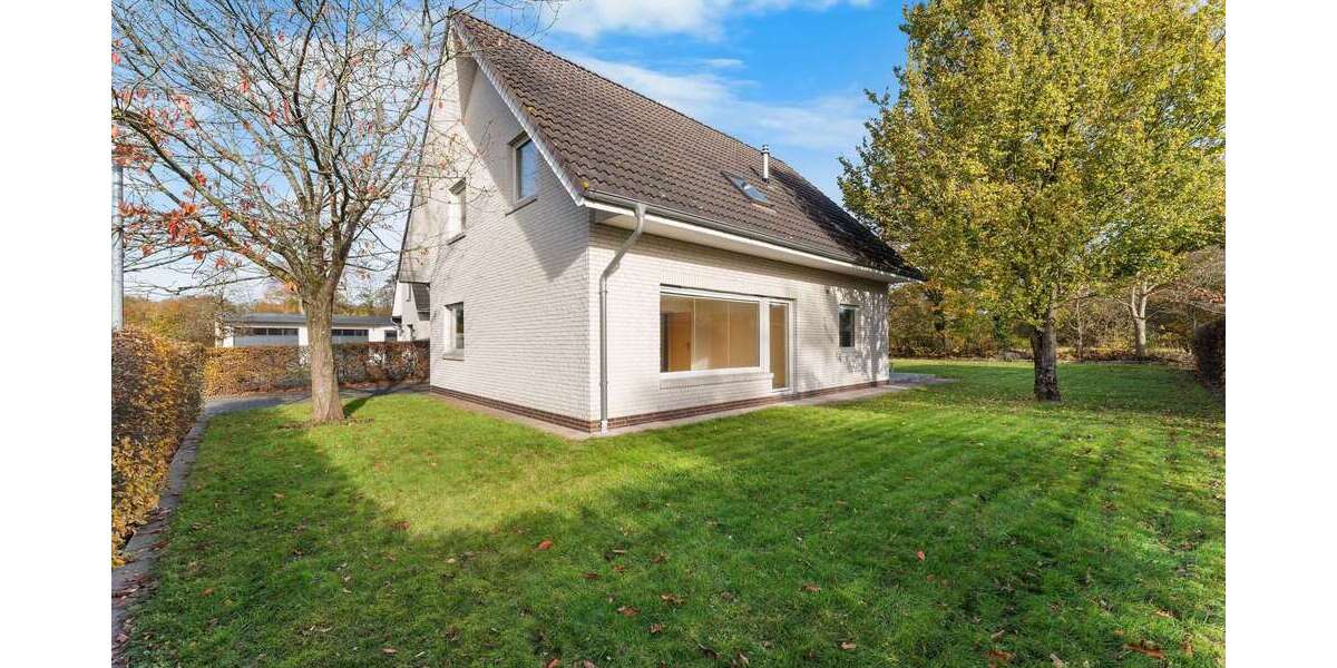 Haus zum Kaufen in Westerstede 349.000 € 113.72 m² 5 zimmer