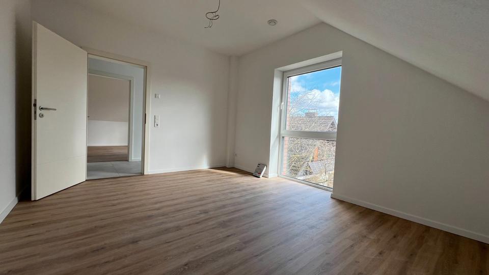 Einfamilienhaus Edewecht - 5 Zimmer, 158 m&sup2;, 1.785&euro; | Angebot:26313199