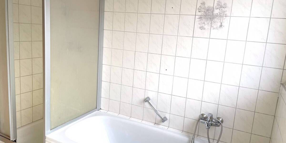 Mehrfamilienhaus, Wohnhaus Oldenburg Kreyenbrück - 4 Zimmer, 105 m&sup2;, 375.000&euro; | Angebot:25697003