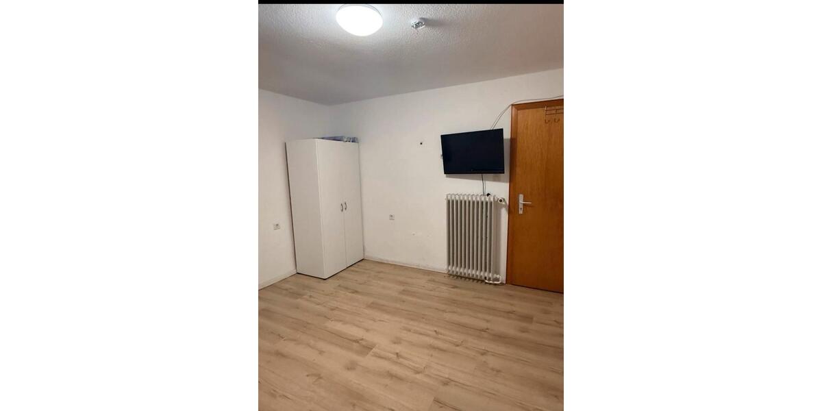 Dachgeschoßwohnung Bad Zwischenahn - 1 Zimmer, 5 m&sup2;, 600&euro; | Angebot:24772055