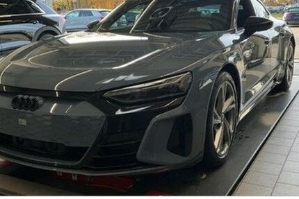Audi e-tron GT 44.819 km 49.977 &euro; Oldenburg 26135