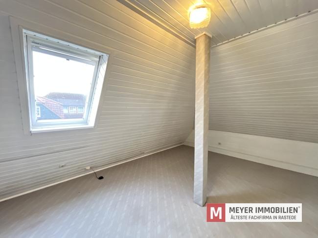 Einfamilienhaus Rastede - 4 Zimmer, 137 m&sup2;, 1.500&euro; | Angebot:26097556