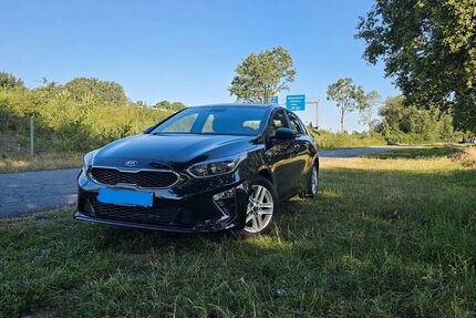 Kia ceed / Ceed 21.500 km 11.800 &euro; Oldenburg 26135