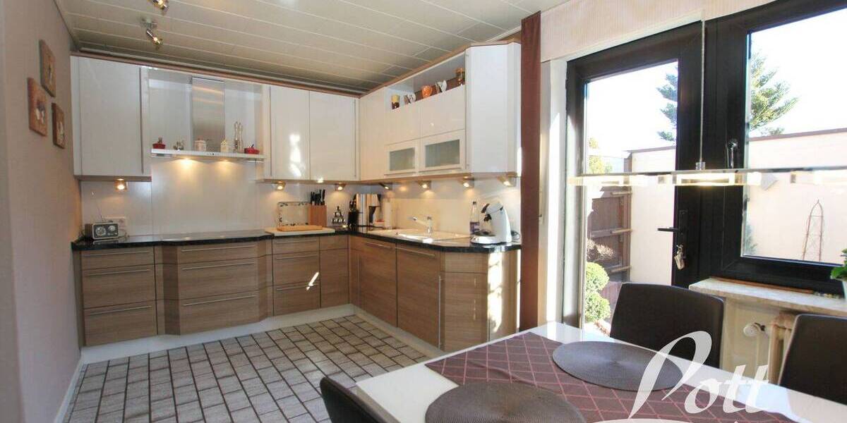 Doppelhaushälfte Edewecht - 3 Zimmer, 121 m&sup2;, 295.000&euro; | Angebot:25995756