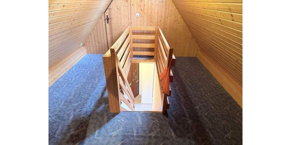 Einfamilienhaus Schwanewede / Neuenkirchen Neuenkirchen - 8 Zimmer, 239 m&sup2;, 319.000&euro; | Angebot:24825783