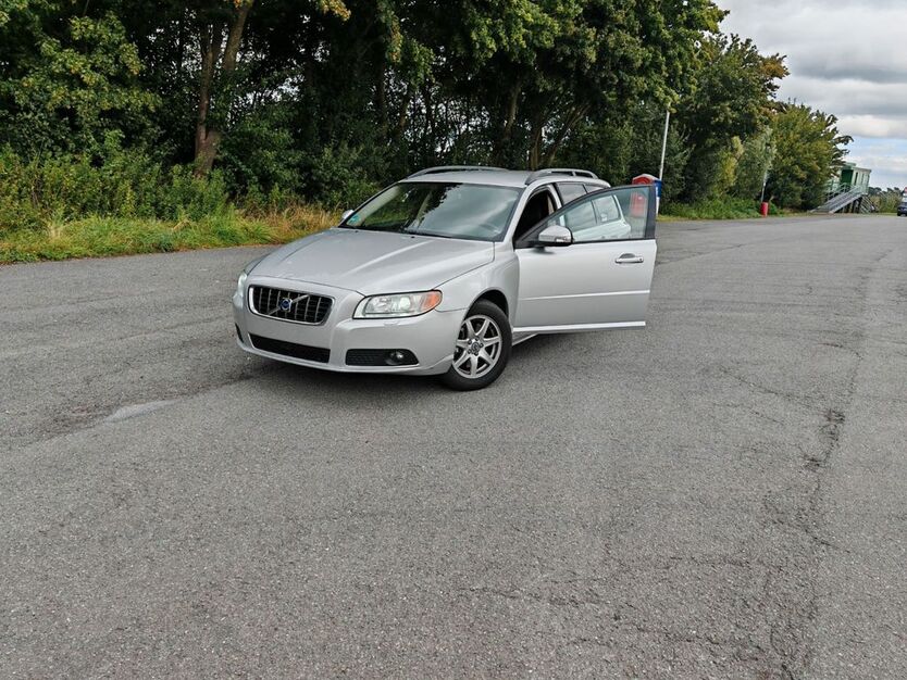 Volvo V70 375.000 km 6.500 € Ovelgönne 26939