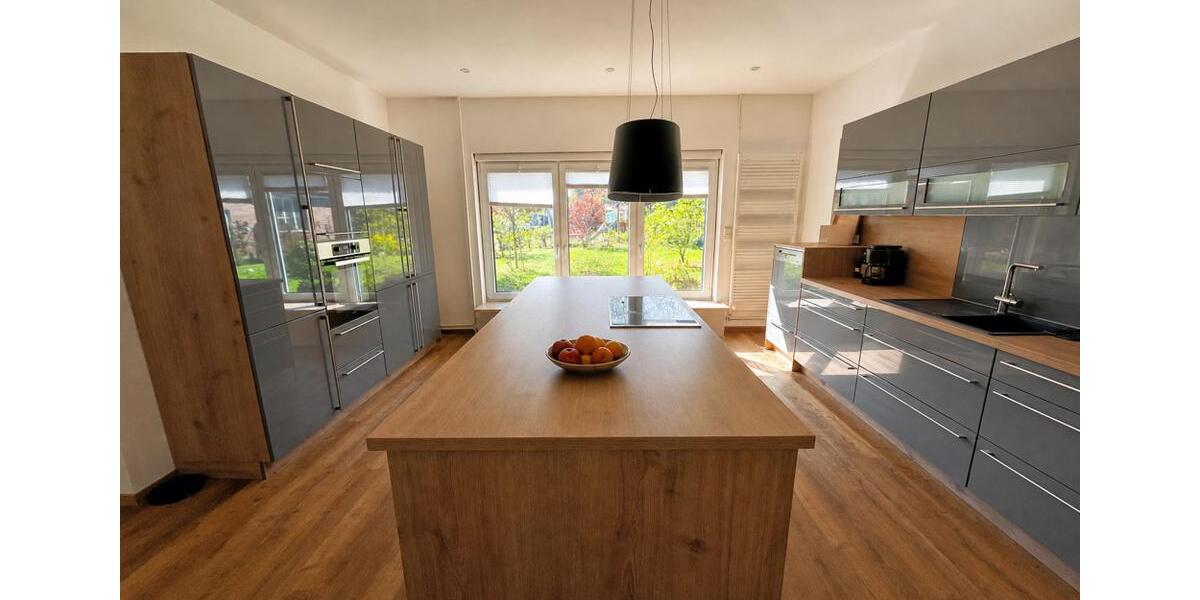 Etagenwohnung Wardenburg - 5 Zimmer, 220 m&sup2;, 1.650&euro; | Angebot:26562821